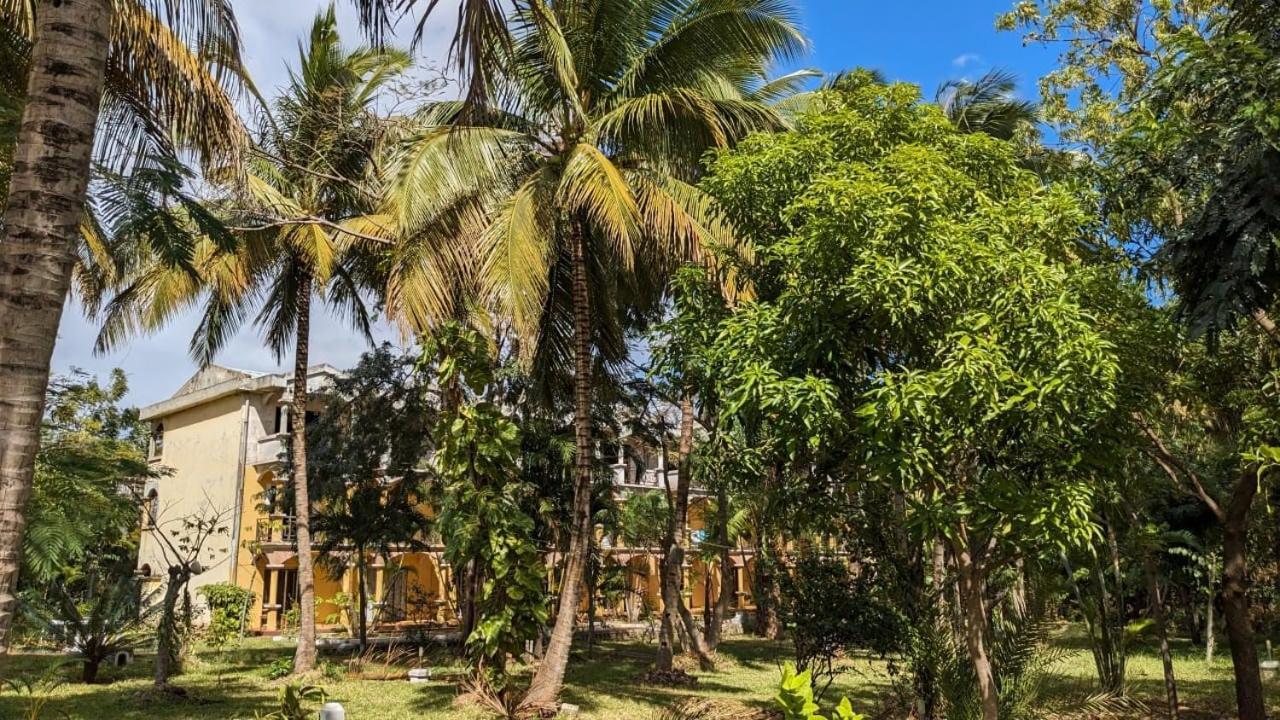Ar Sun Hotel Antsiranana 外观 照片