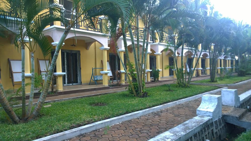 Ar Sun Hotel Antsiranana 外观 照片